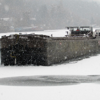 Bateau-en-hiver-La-Malate